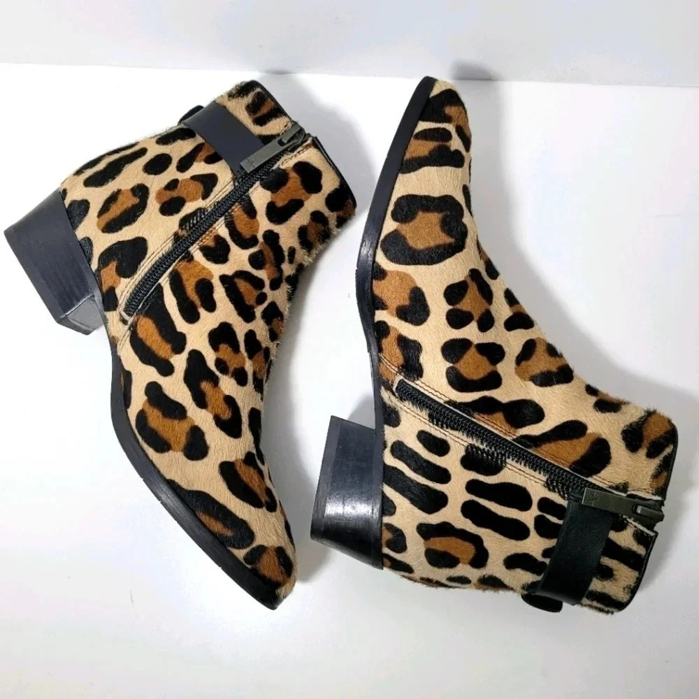 Aquatalia Faria weatherproof cheetah ankle booties with heel 5 - Picture 2 of 8